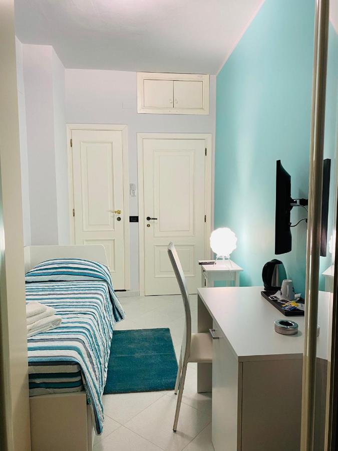 B E B Le Terrazze Sul Mare Bed & Breakfast Catanzaro Exterior photo