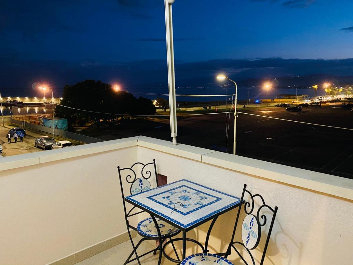 B E B Le Terrazze Sul Mare Bed & Breakfast Catanzaro Exterior photo