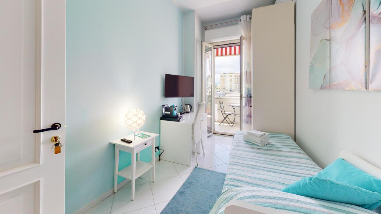 B E B Le Terrazze Sul Mare Bed & Breakfast Catanzaro Exterior photo
