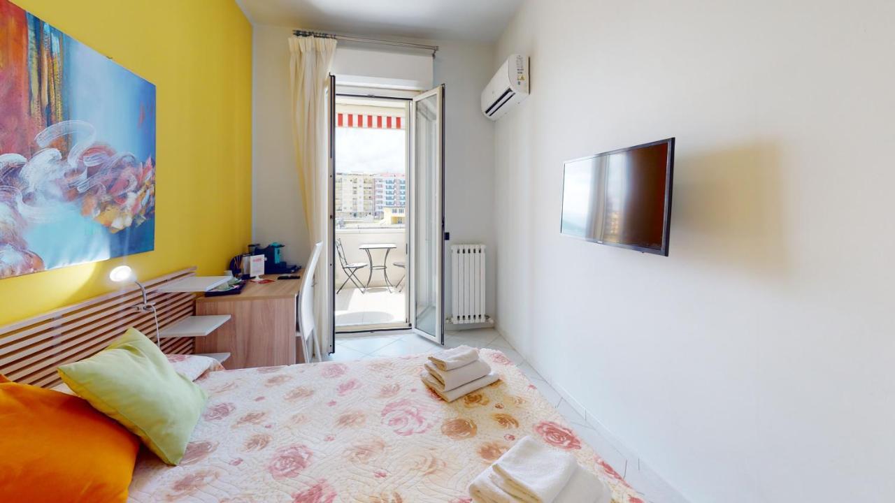 B E B Le Terrazze Sul Mare Bed & Breakfast Catanzaro Exterior photo