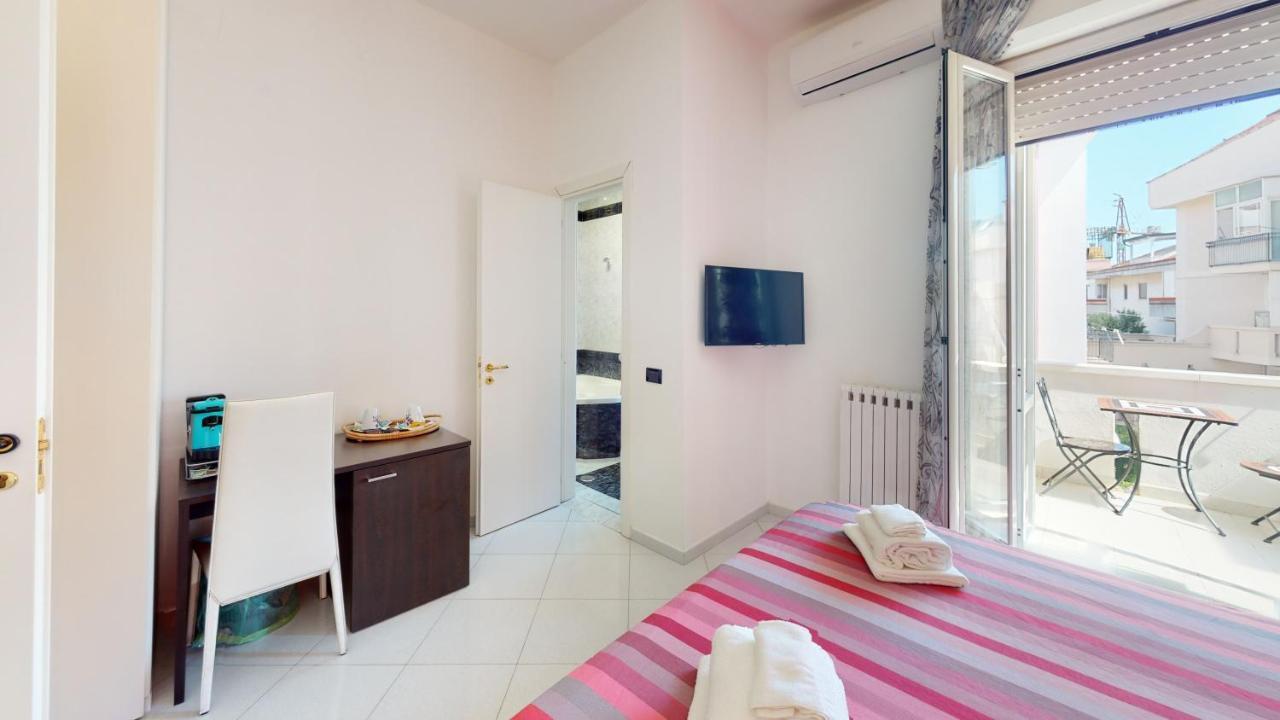 B E B Le Terrazze Sul Mare Bed & Breakfast Catanzaro Exterior photo